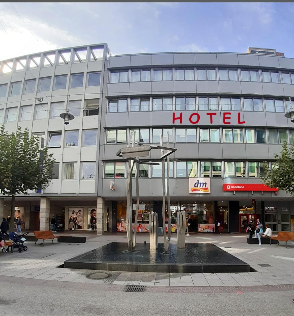 Hotel Stadt Hamburg Am Fluss Saarbrücken Esterno foto